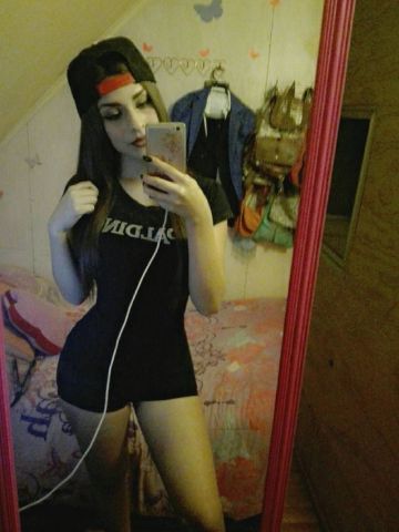 Николь
